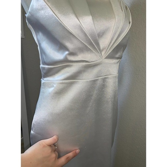 NWT Lulus White Shiny Bodycon Dress Size Medium - Picture 5 of 6